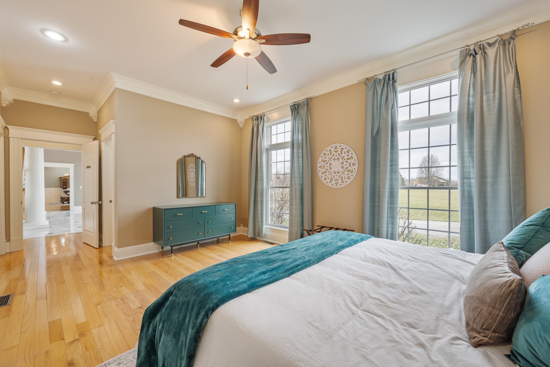 King bedroom at The Commonwealth, view 3